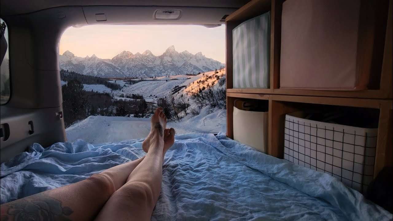 Honda Element Car Camping in -12 Degrees, Is It Possible?
