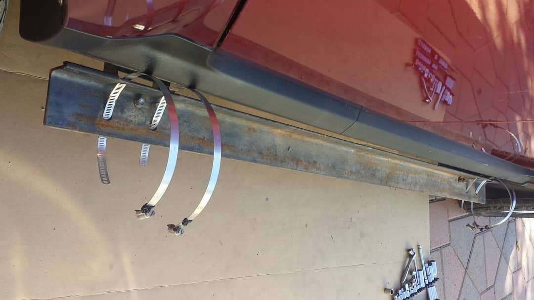 partsbeen_Honda Element Pressurized Solar Water Tanks that Double as Side Steps_11