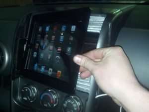 honda element apple ipad ipod indash radio spotify music player installed craddle installation fitment