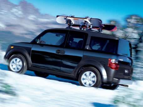 How Does the AWD System Work in the Honda Element?